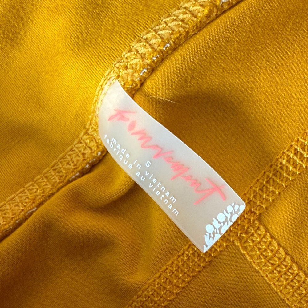FP Movement by Free People Women Small High Waist Yellow Bike Shorts Pockets - Picture 2 of 4